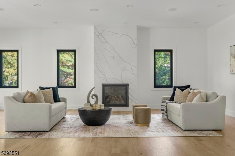 HARTSHORN - Residential