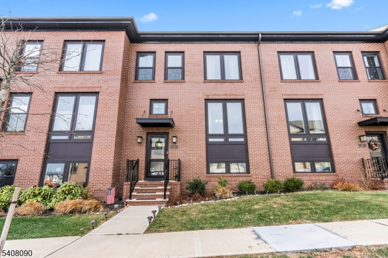 Montgomery Crossing - Residential