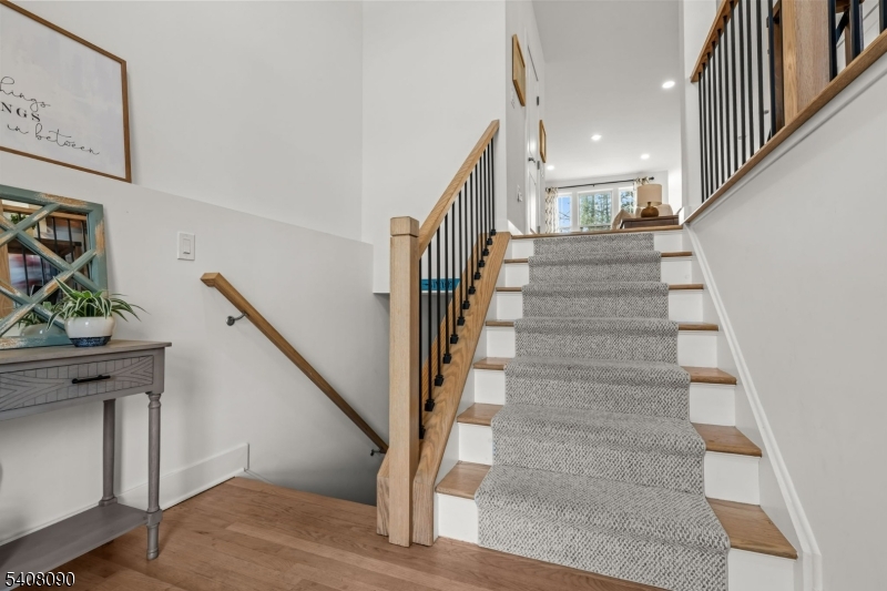 Montgomery Crossing - Residential