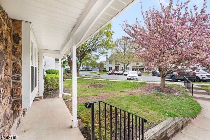 Colonnade at Quailbrook - Residential