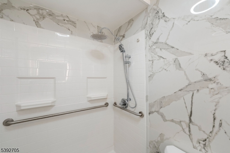 Shimer Manor - Residential Lease