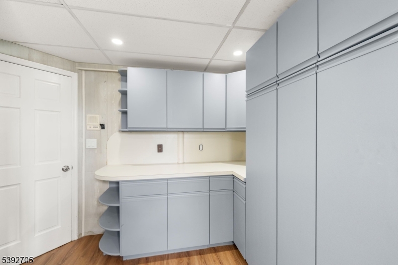 Shimer Manor - Residential Lease