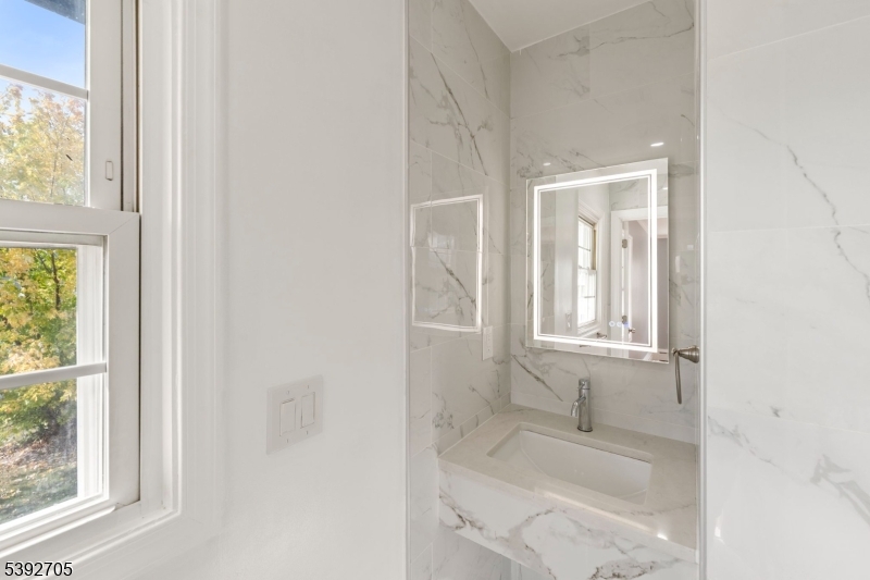 Shimer Manor - Residential Lease