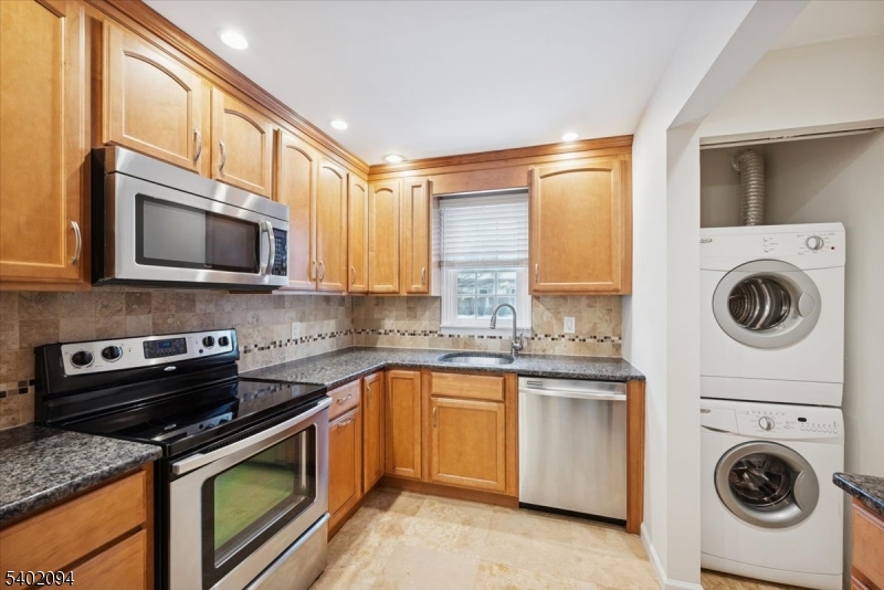 Spring Ridge - Residential Lease