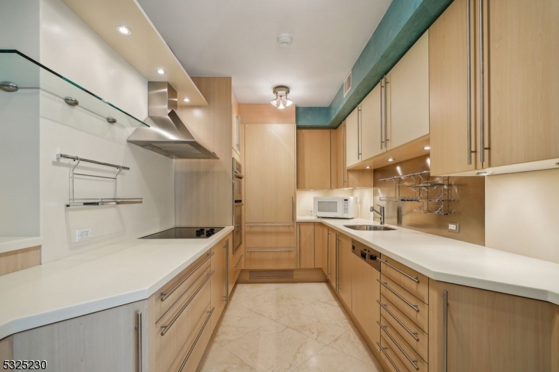 Bel Air - Residential