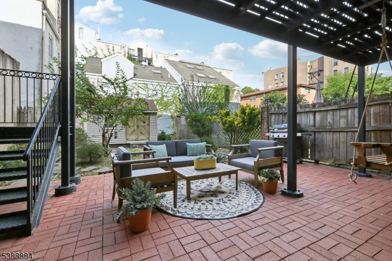 204 Garden Street - Residential