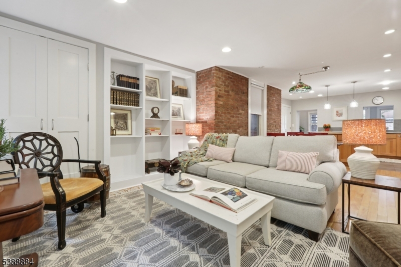 204 Garden Street - Residential