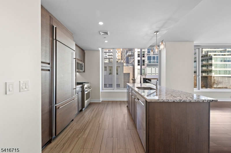 The Avenue Collection - Residential