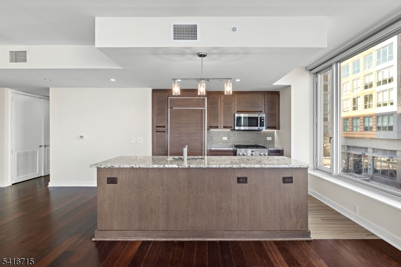 The Avenue Collection - Residential