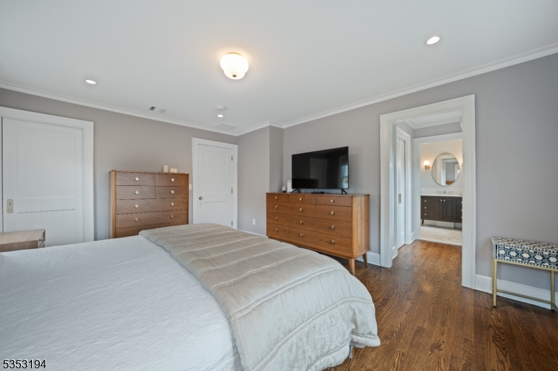 Upper Wyoming - Residential