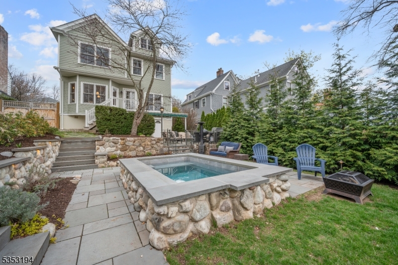 Upper Wyoming - Residential