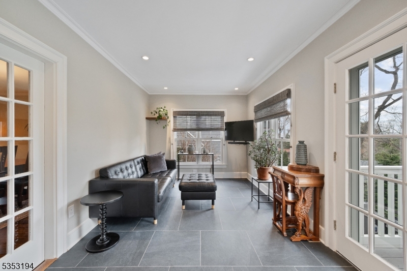 Upper Wyoming - Residential