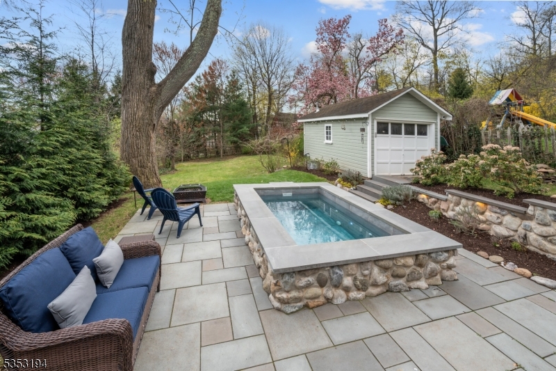 Upper Wyoming - Residential