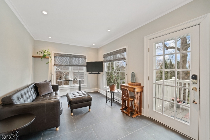 Upper Wyoming - Residential