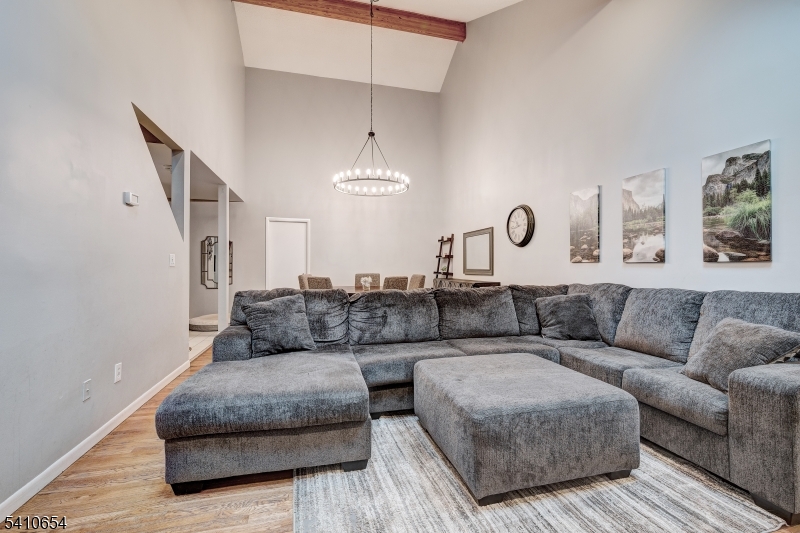 Woodlands condos - Residential