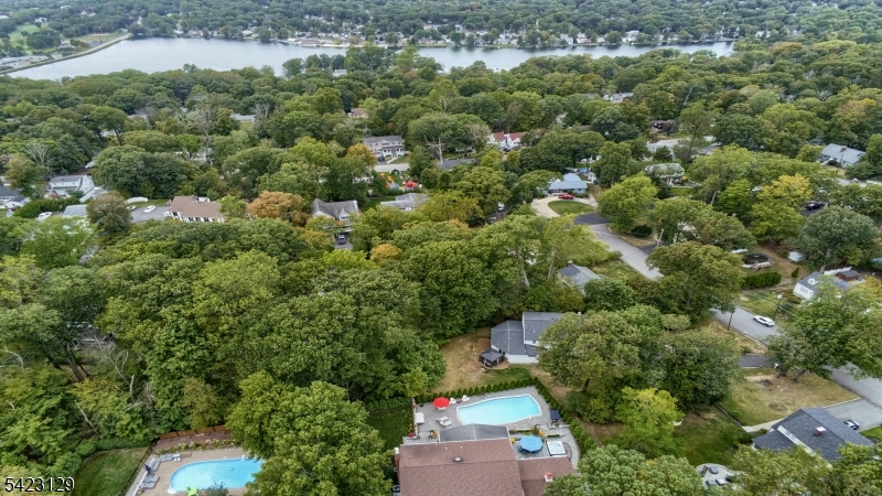 PACKANACK LAKE - Residential