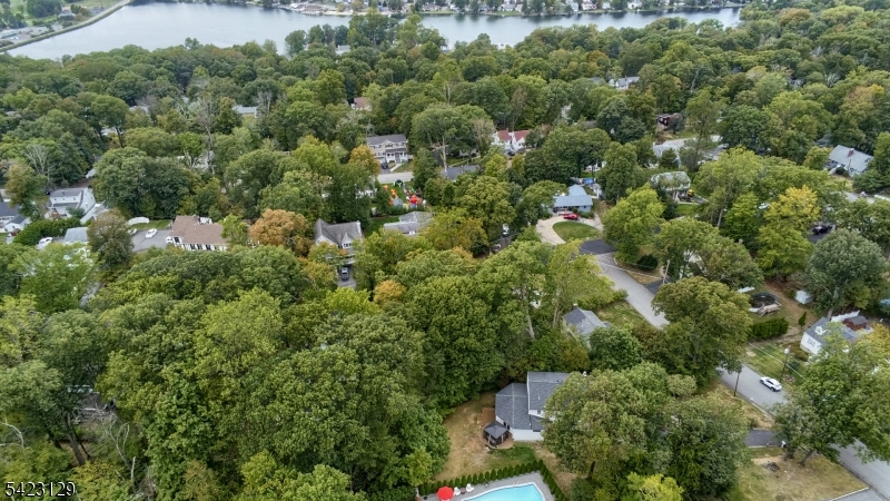 PACKANACK LAKE - Residential