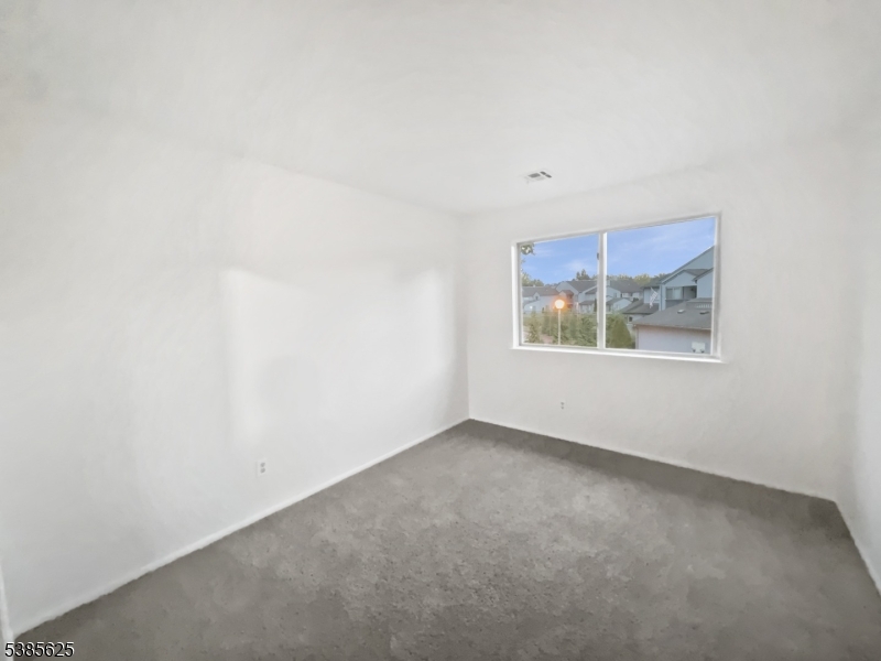 DRAKESVILLE/ROXBURY - Residential