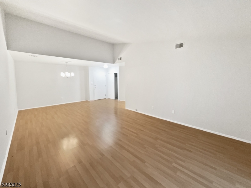 DRAKESVILLE/ROXBURY - Residential