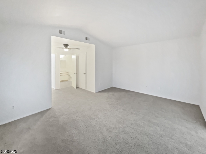 DRAKESVILLE/ROXBURY - Residential