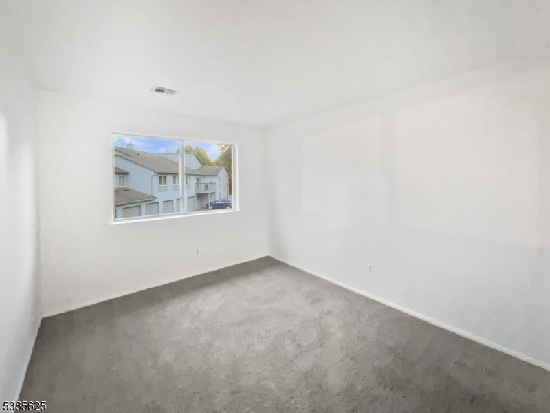 DRAKESVILLE/ROXBURY - Residential