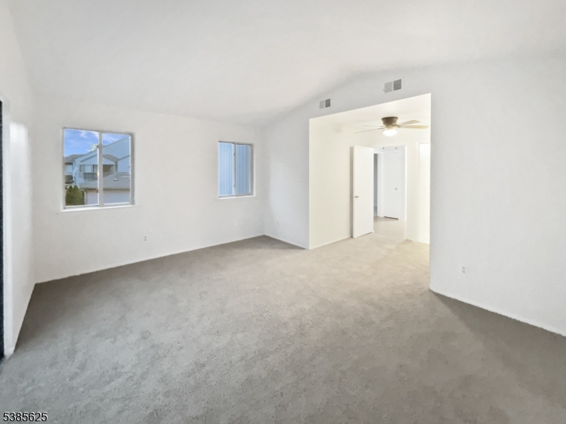 DRAKESVILLE/ROXBURY - Residential