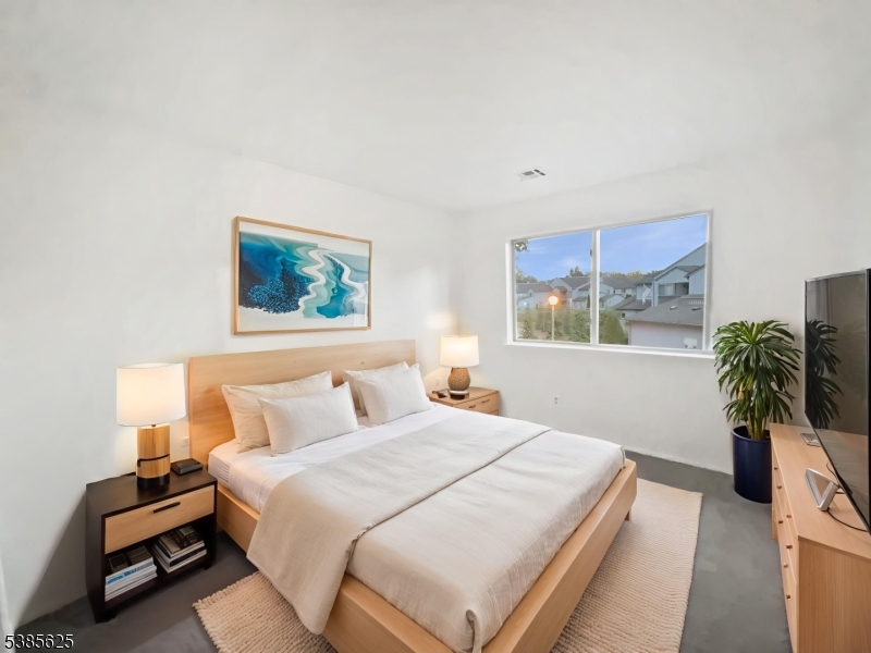 DRAKESVILLE/ROXBURY - Residential