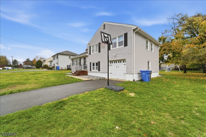 Maplehurst Community - Residential