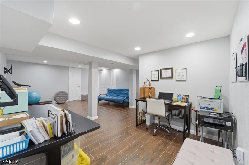 Maplehurst Community - Residential