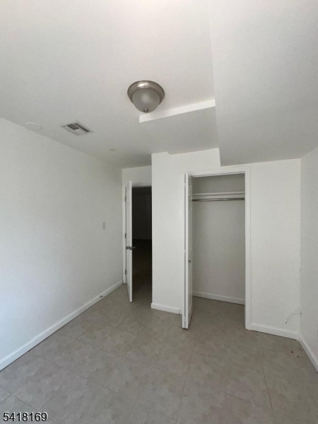 Bergen Lafayette - Residential Income