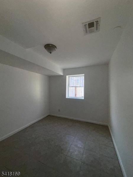 Bergen Lafayette - Residential Income