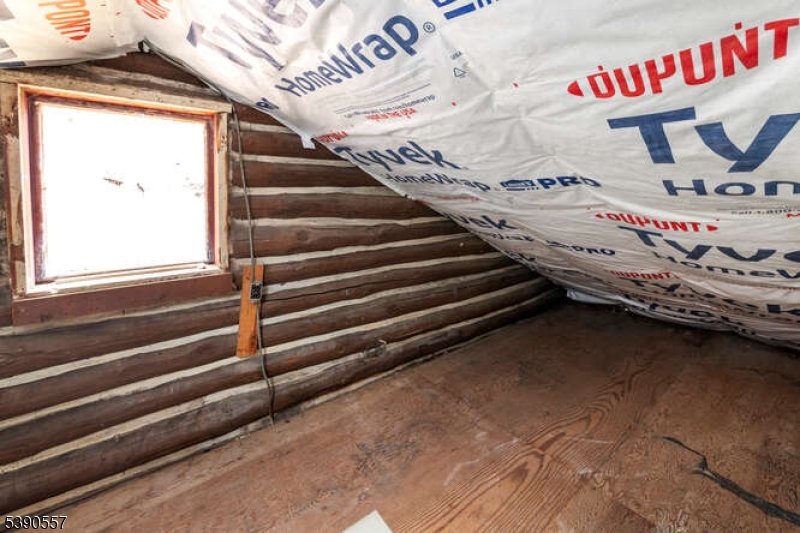 Pinecliff Lake - Residential