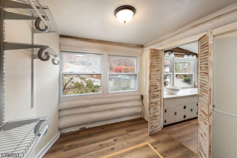 Pinecliff Lake - Residential