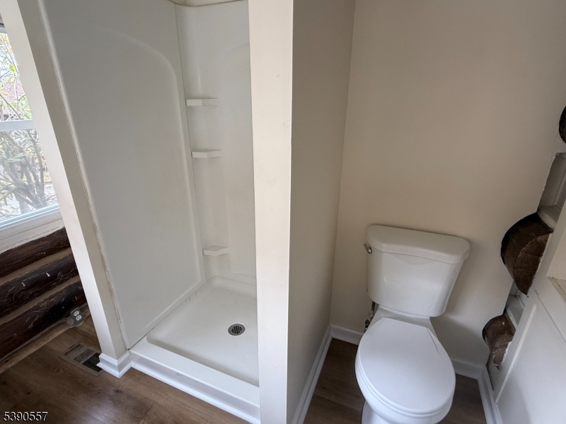 Pinecliff Lake - Residential