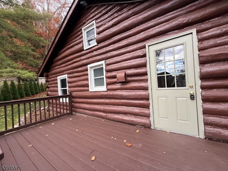 Pinecliff Lake - Residential