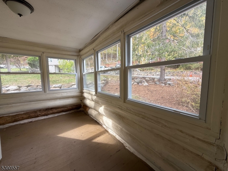 Pinecliff Lake - Residential