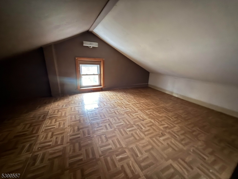 Pinecliff Lake - Residential