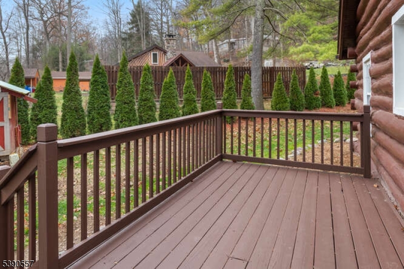 Pinecliff Lake - Residential