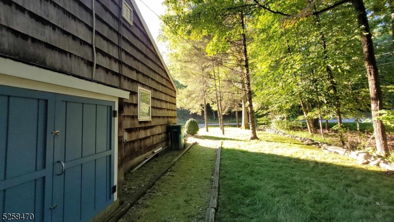 Scenic Lake - Residential