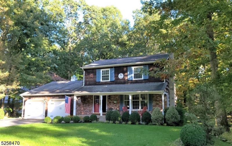 Scenic Lake - Residential