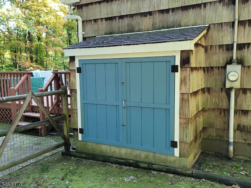 Scenic Lake - Residential