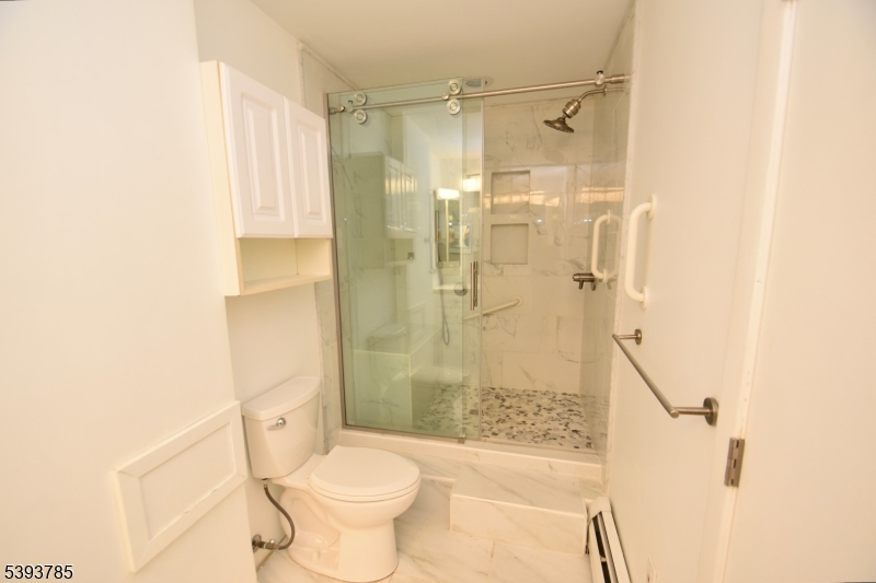 OAK RIDGE - Residential