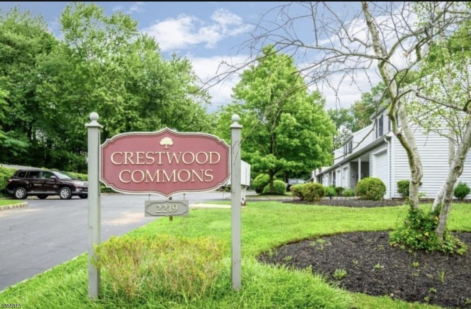 Crestwood Commons - Residential