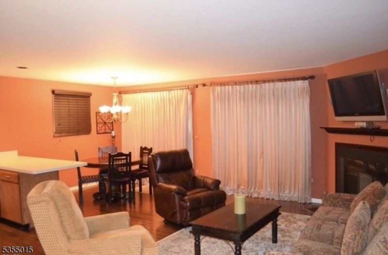 Crestwood Commons - Residential