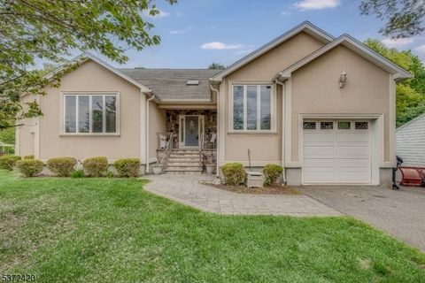 34 Hunter St, Roxbury Twp., NJ 07876 - #: 3976150