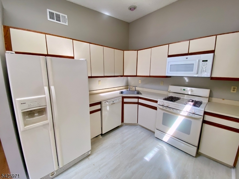 Society Hill At Somerset II - Residential