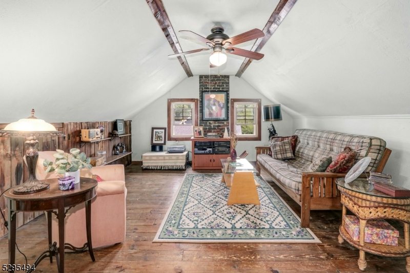 Westfield Town, New Jersey 07090, United States, 4 Bedrooms Bedrooms, ,2 BathroomsBathrooms,Residential,Pending,50990