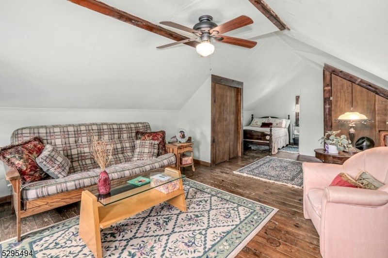 Westfield Town, New Jersey 07090, United States, 4 Bedrooms Bedrooms, ,2 BathroomsBathrooms,Residential,Pending,50990