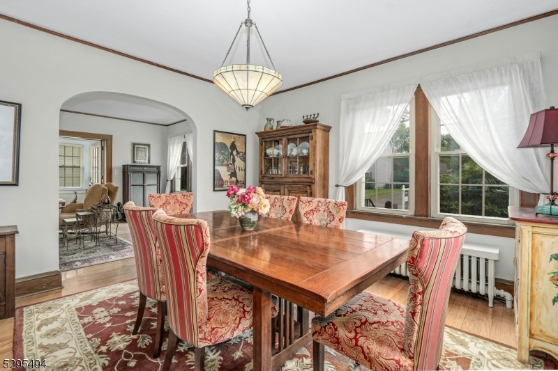 Westfield Town, New Jersey 07090, United States, 4 Bedrooms Bedrooms, ,2 BathroomsBathrooms,Residential,Pending,50990