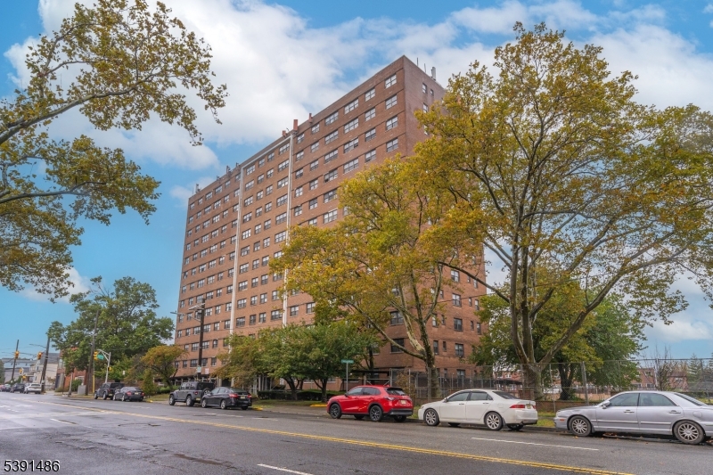 Jf Kennedy - Residential